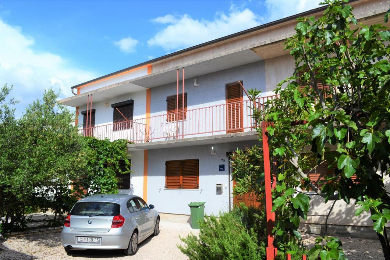 Apartments Adriana Срима Экстерьер фото